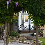 Kabaceira Village *