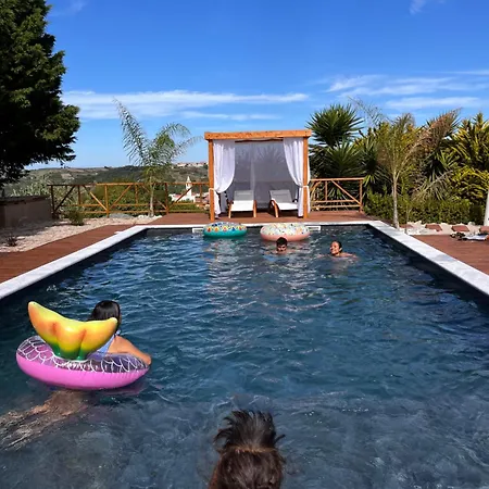 Kabaceira Village Apartamento Atalaia (Lisbon)